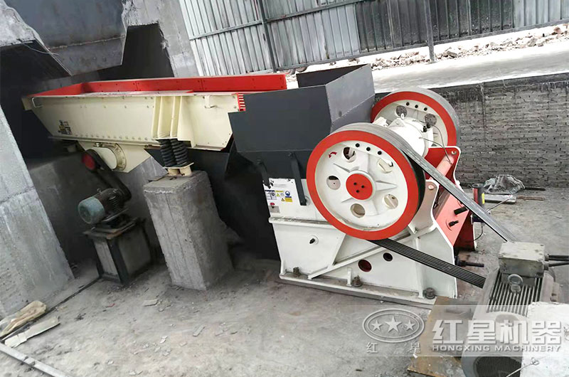 顎式破碎機 顎式破碎機