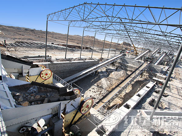 河南紅星顎式破碎機生產現場 河南紅星顎式破碎機生產現場